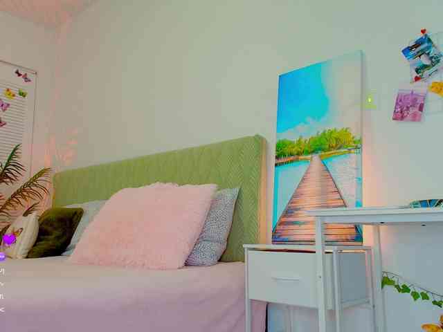 Sophiyaa webcam