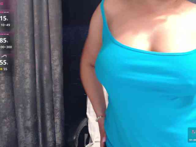 Modella: ladysquirt11