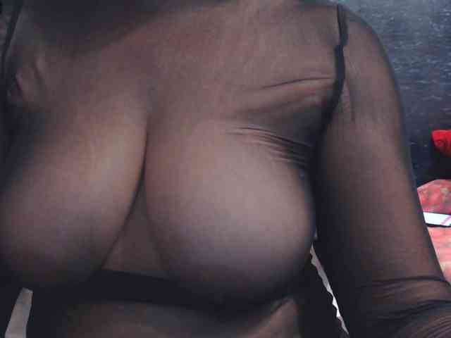 Modella: ladysquirt11