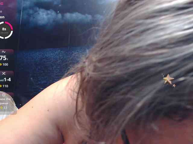 Modella: ladysquirt11