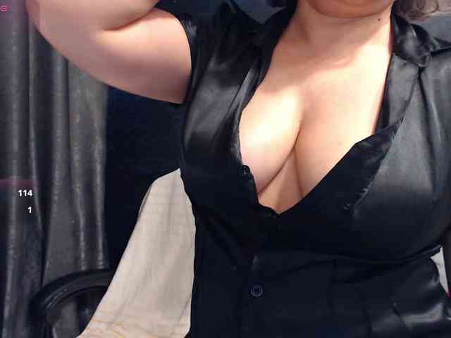 Modella: ladysquirt11