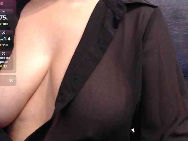 Modella: ladysquirt11