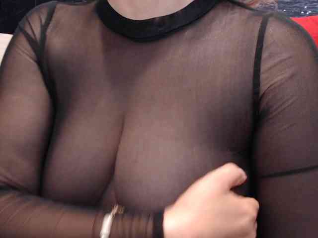 Modella: ladysquirt11