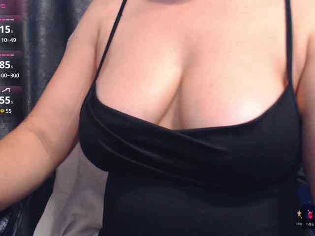 Modella: ladysquirt11