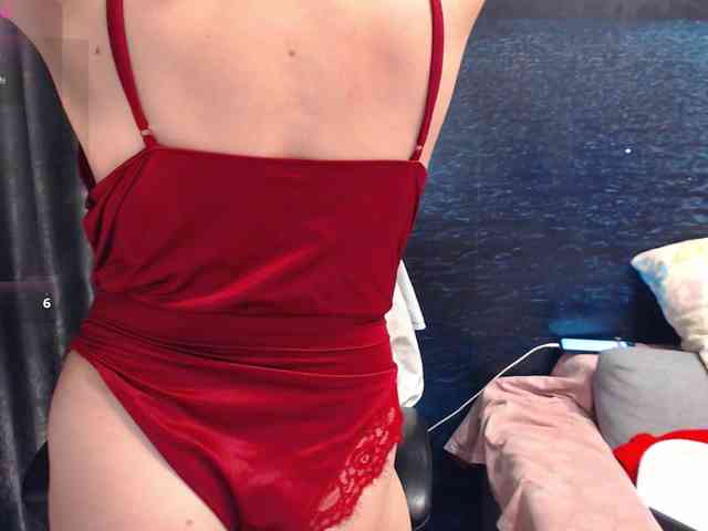 ladysquirt11 webcam