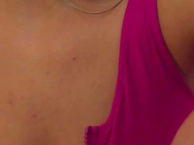 AllisonSweets live cam on BongaCams
