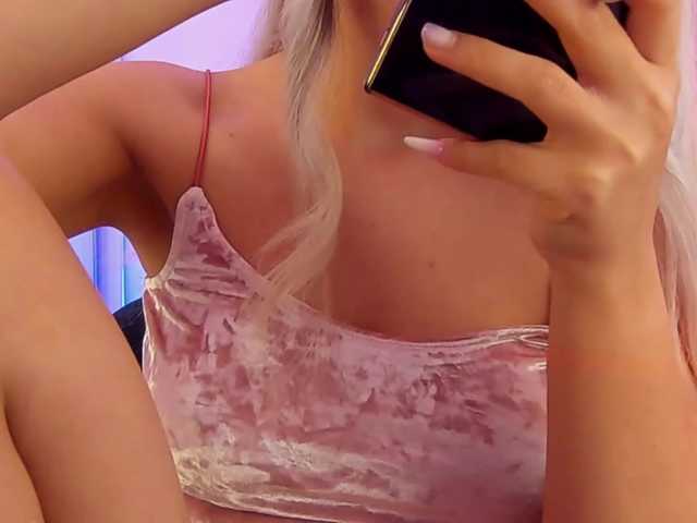 AllisonSweets live cam on BongaCams