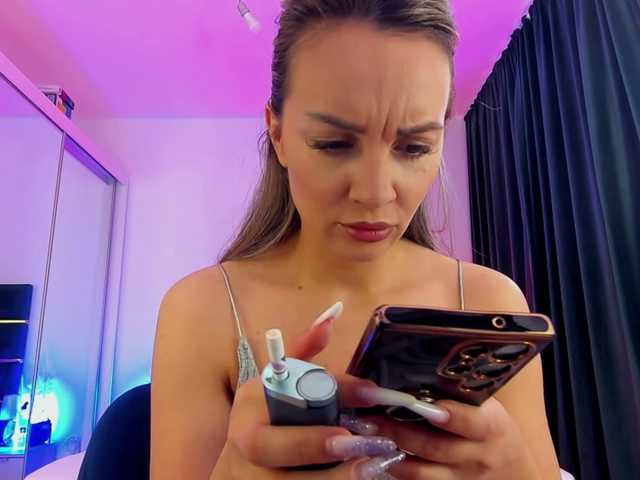 AllisonSweets live cam on BongaCams