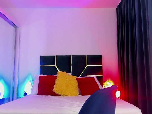AllisonSweets live cam on BongaCams