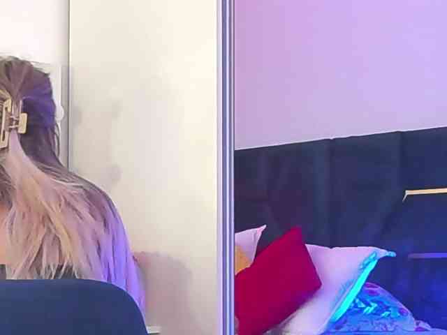 AllisonSweets webcam