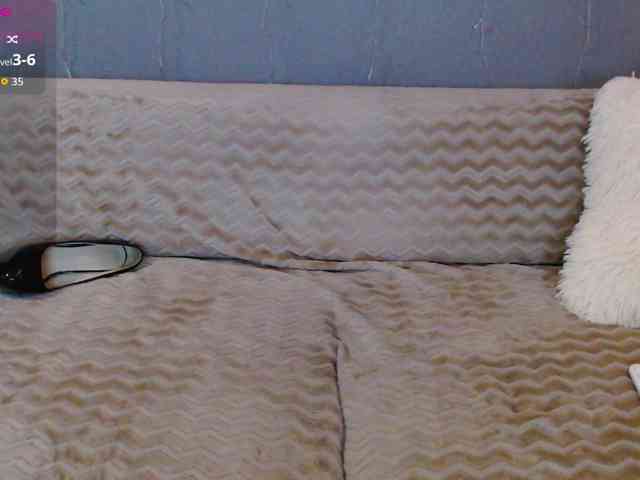 Icehotangel webcam