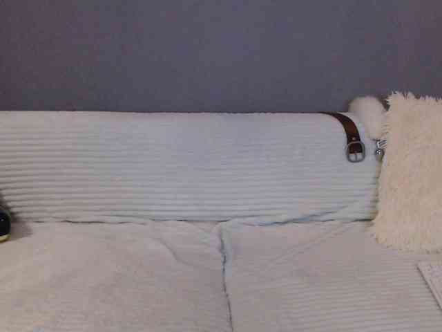 Icehotangel webcam