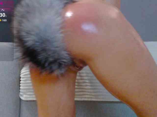 Icehotangel webcam