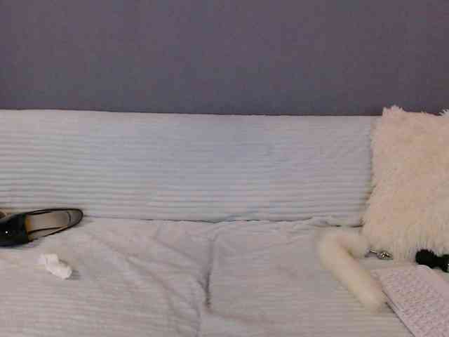 Icehotangel webcam