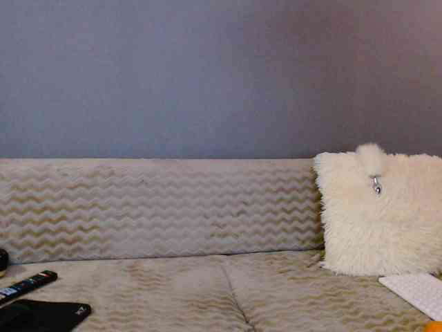 Icehotangel webcam