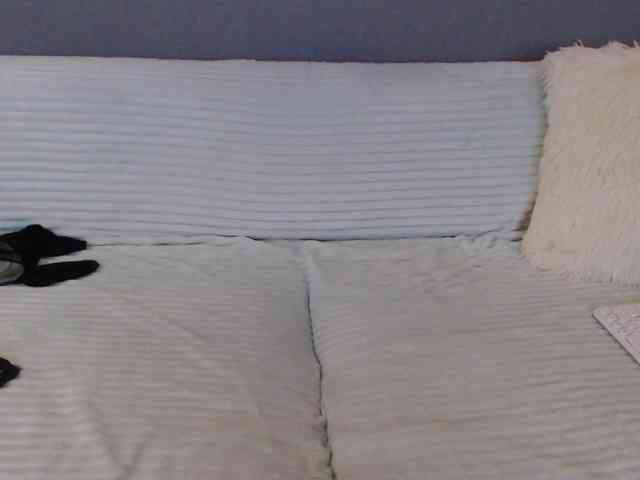 Icehotangel webcam