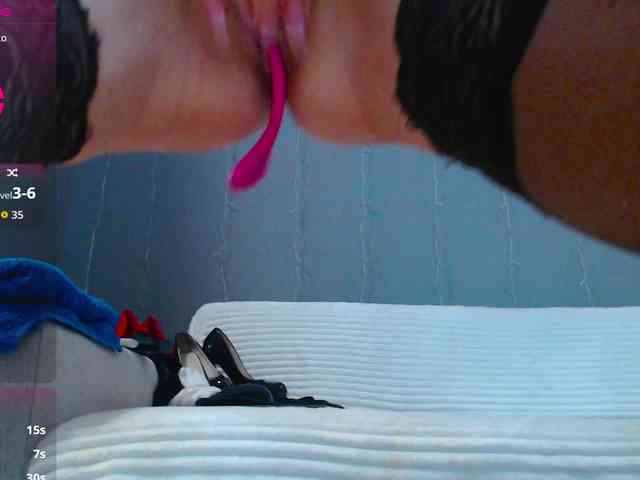 Icehotangel webcam