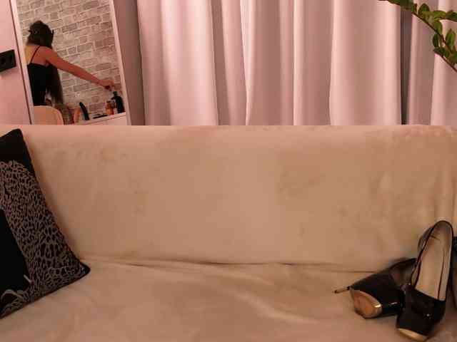 Icehotangel webcam