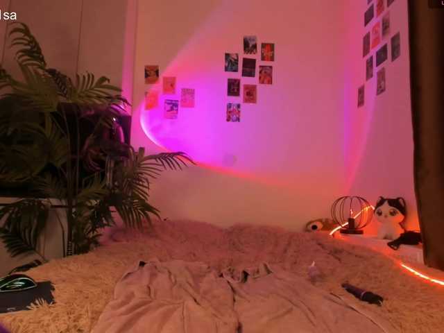 virtual_lady