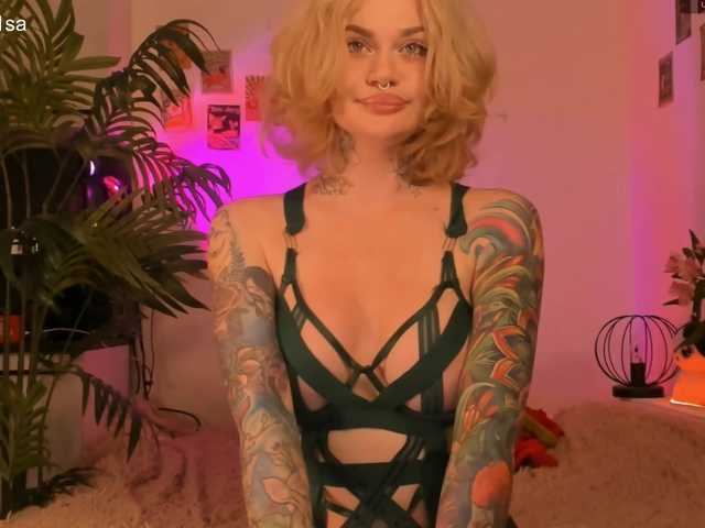 virtual_lady