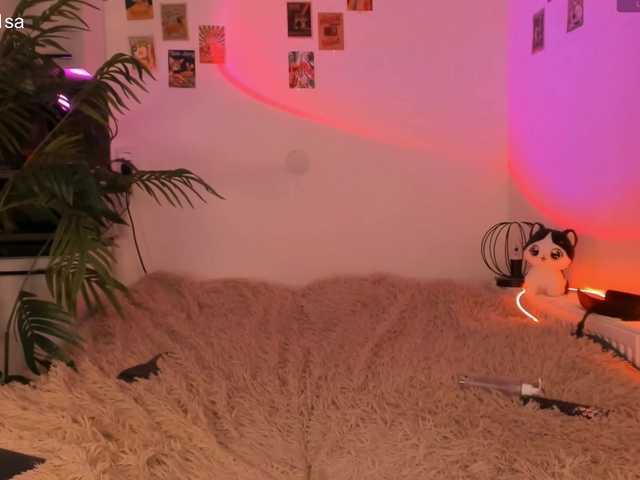 virtual_lady