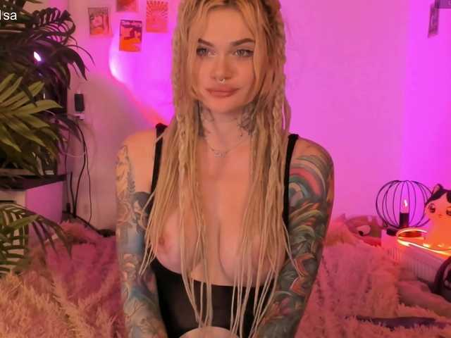 virtual_lady