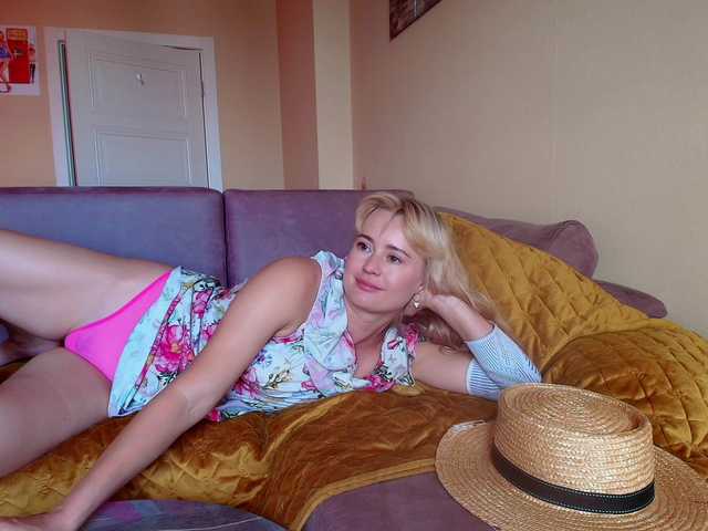 MissMotivated live webcam show