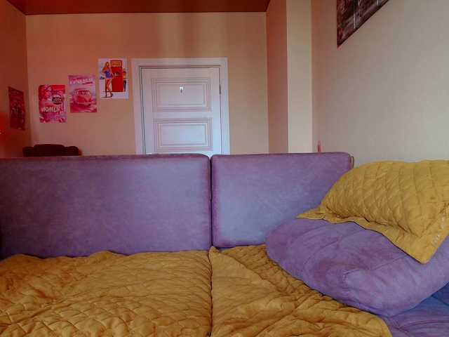 Kriszayka live cam on BongaCams