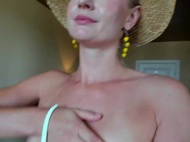 kriszayka cam belle