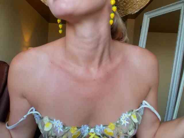 MissMotivated webcam