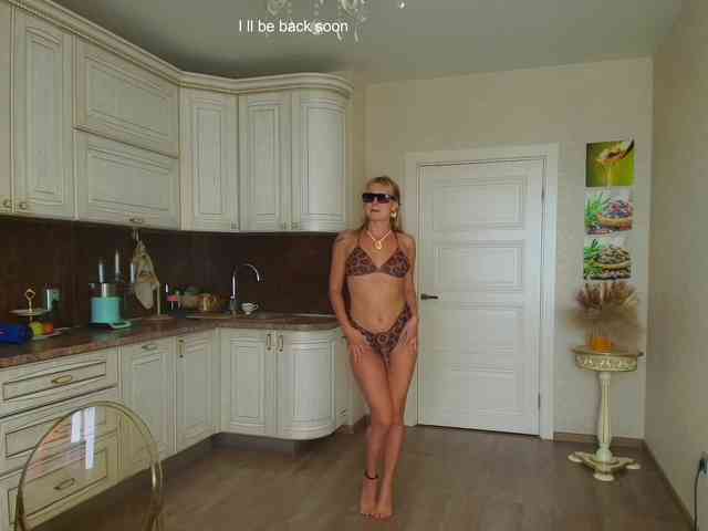 MissMotivated webcam