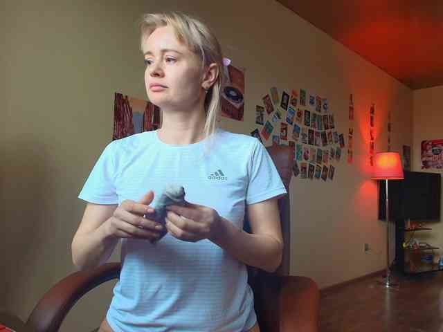 MissMotivated webcam