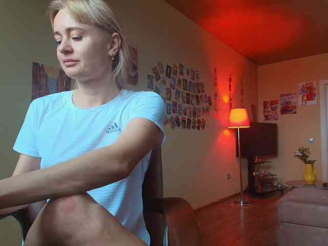 MissMotivated webcam