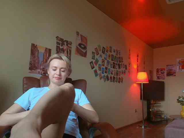 MissMotivated webcam