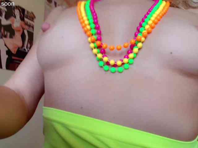 MissMotivated webcam