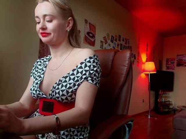 MissMotivated webcam