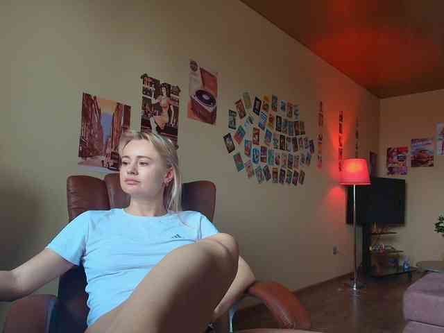 MissMotivated webcam