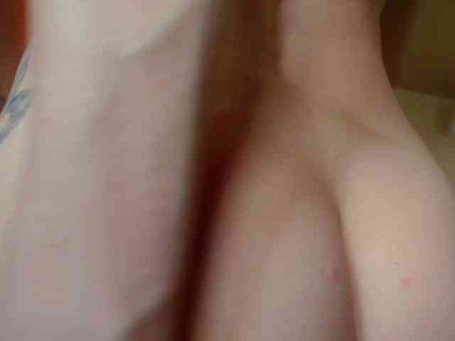 MissMotivated webcam