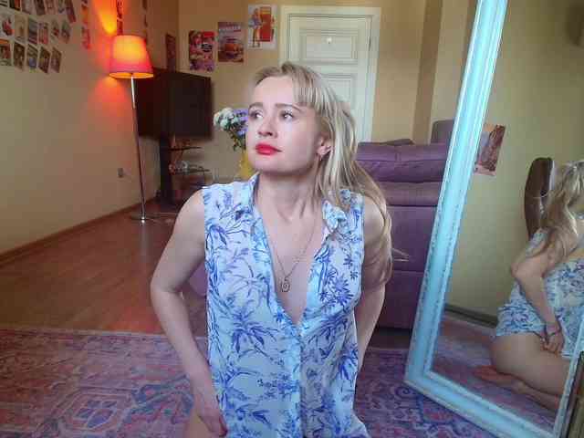 Model: MissMotivated