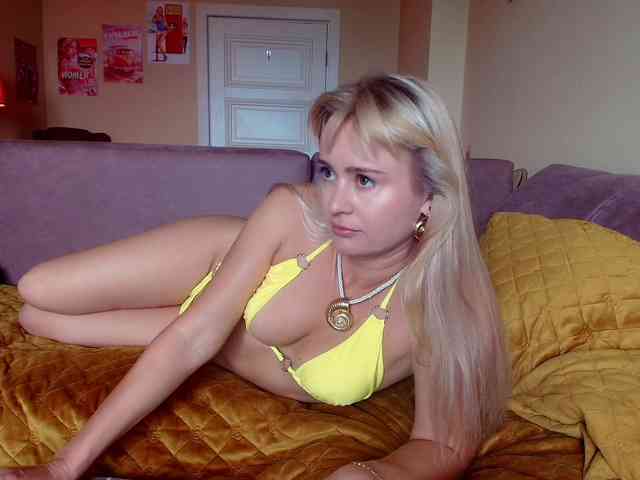 Model: MissMotivated