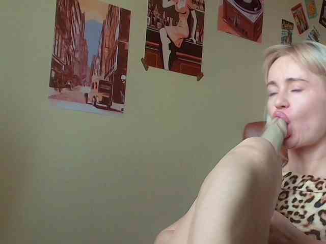 MissMotivated webcam