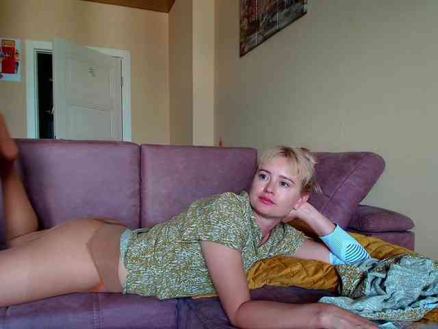 MissMotivated webcam