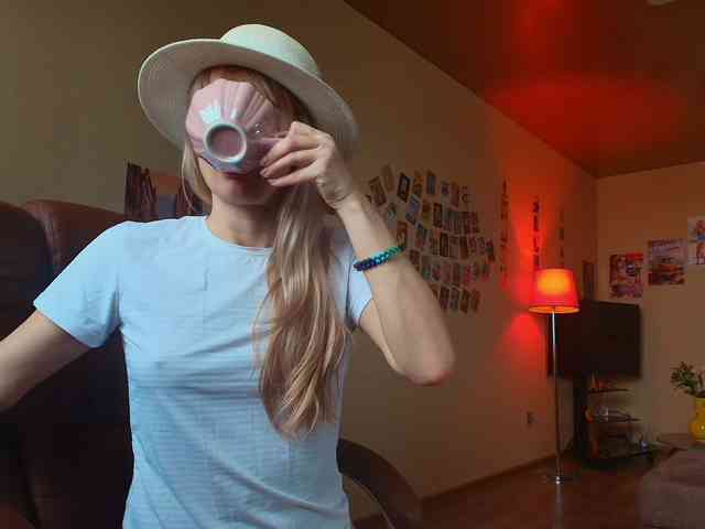 MissMotivated webcam