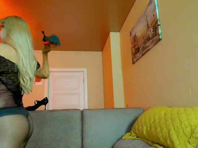 MissMotivated webcam