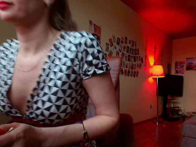 MissMotivated webcam