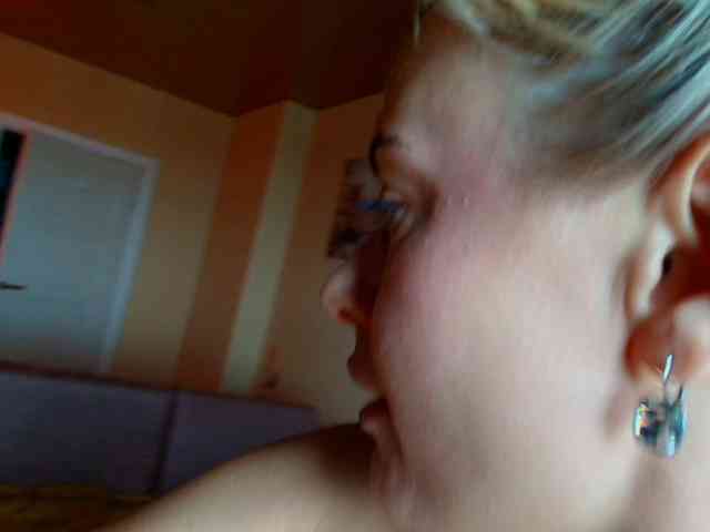 MissMotivated webcam