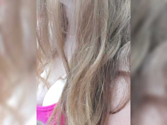 Sex chat gratuit in direct cu kittywithbig pe BongaCams