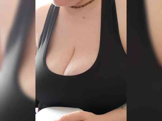 kittywithbig webcam