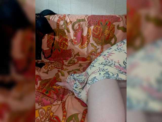 little-pussy3's BongaCams show and profile