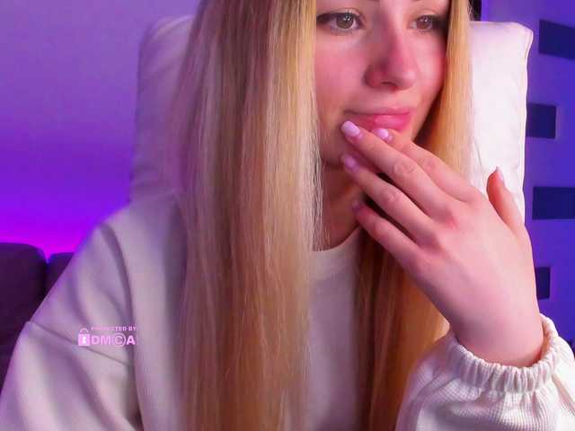 meow's BongaCams show and profile